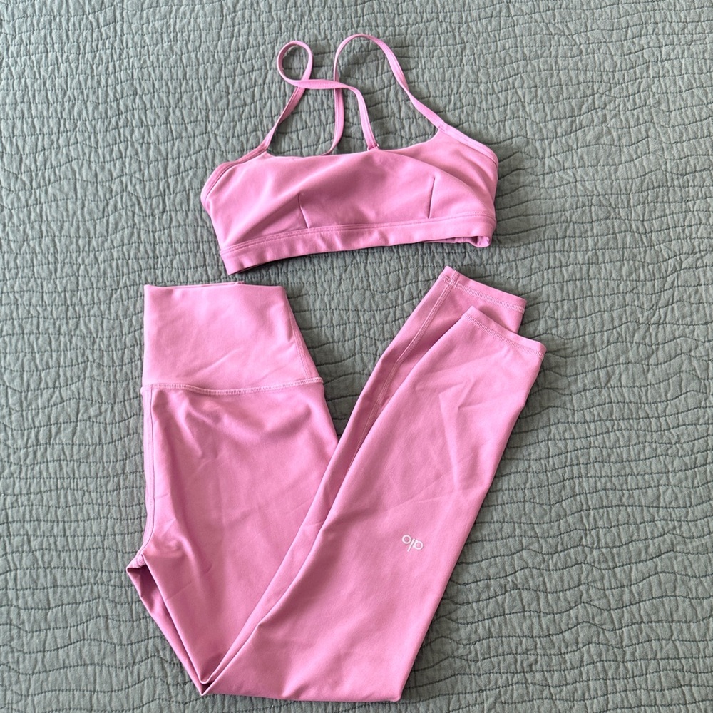ALO Yoga Pink Sports Bra and Leggings Set